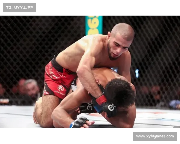 马达莱纳终结穆罕默德夺次中量级冠军，UFC315新王登基