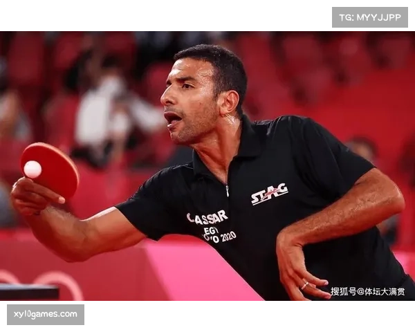 特写:埃及选手奥马尔赤脚上阵比赛,因球鞋突发开裂 特写:埃及选手奥马尔赤脚上阵比赛,因球鞋突发开裂